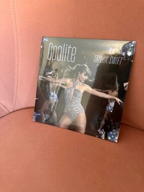 Taylor Swift Opalie Vinyl Single
